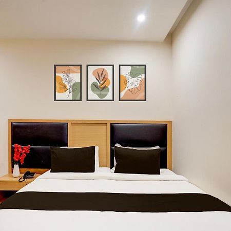 Super Townhouse Airport Road Delhi Nova Deli Exterior foto