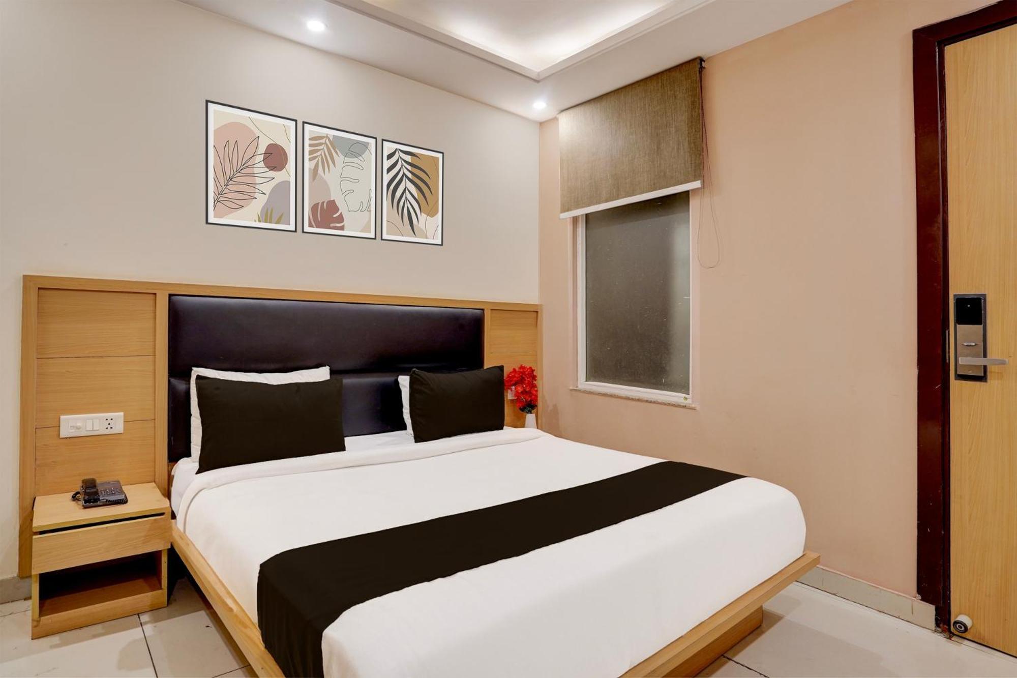 Super Townhouse Airport Road Delhi Nova Deli Exterior foto