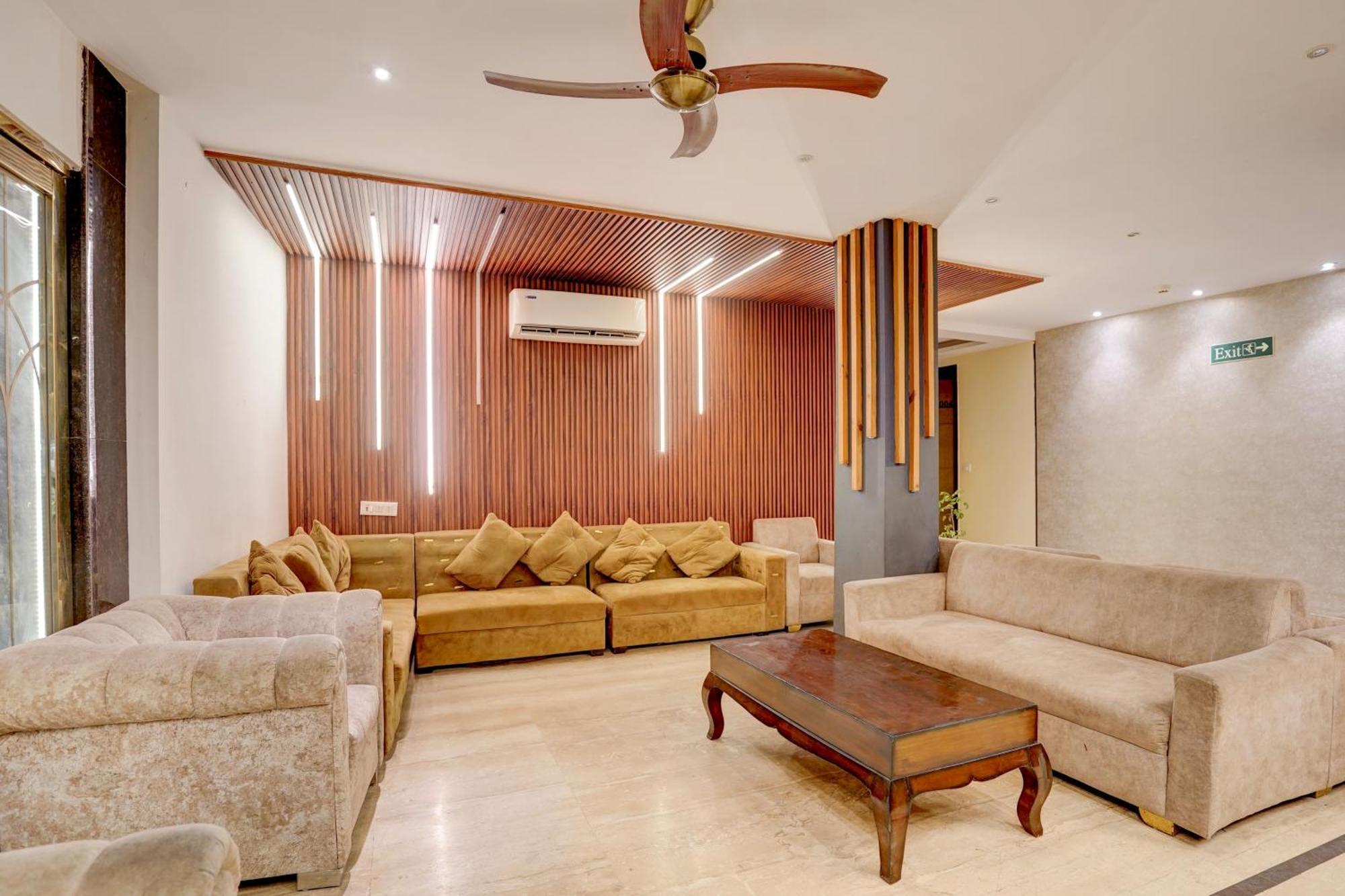 Super Townhouse Airport Road Delhi Nova Deli Exterior foto